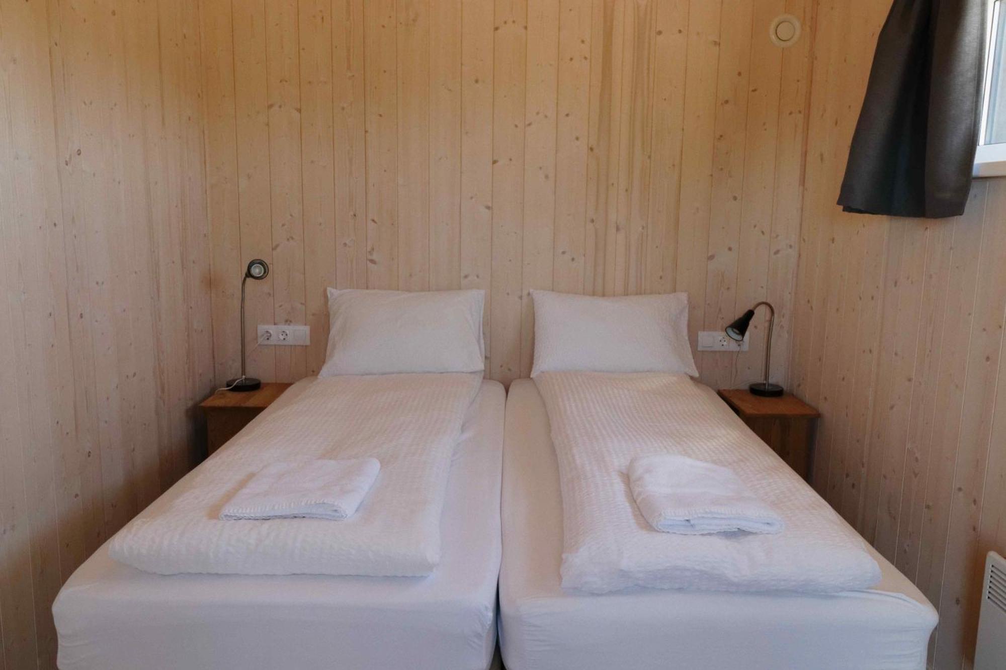 Dilksnes Guesthouse هوفن المظهر الخارجي الصورة